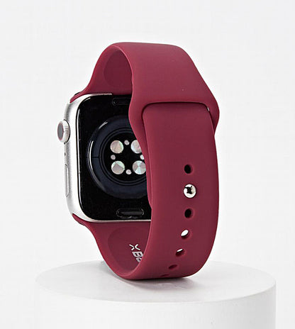 Base-Apple-Watch-Silicone-Band